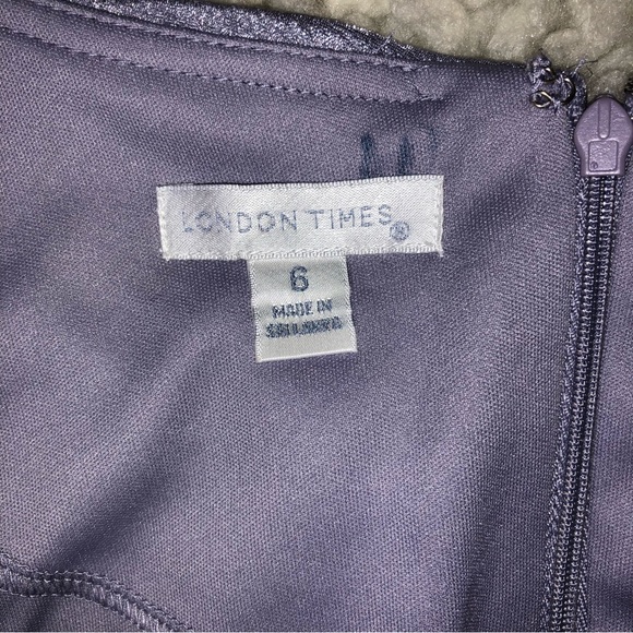 London Times Lilac Tiered Ruffle Sheath Cocktail Dresz - Picture 3 of 9
